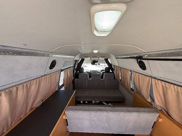 キャンピングカーバンコン