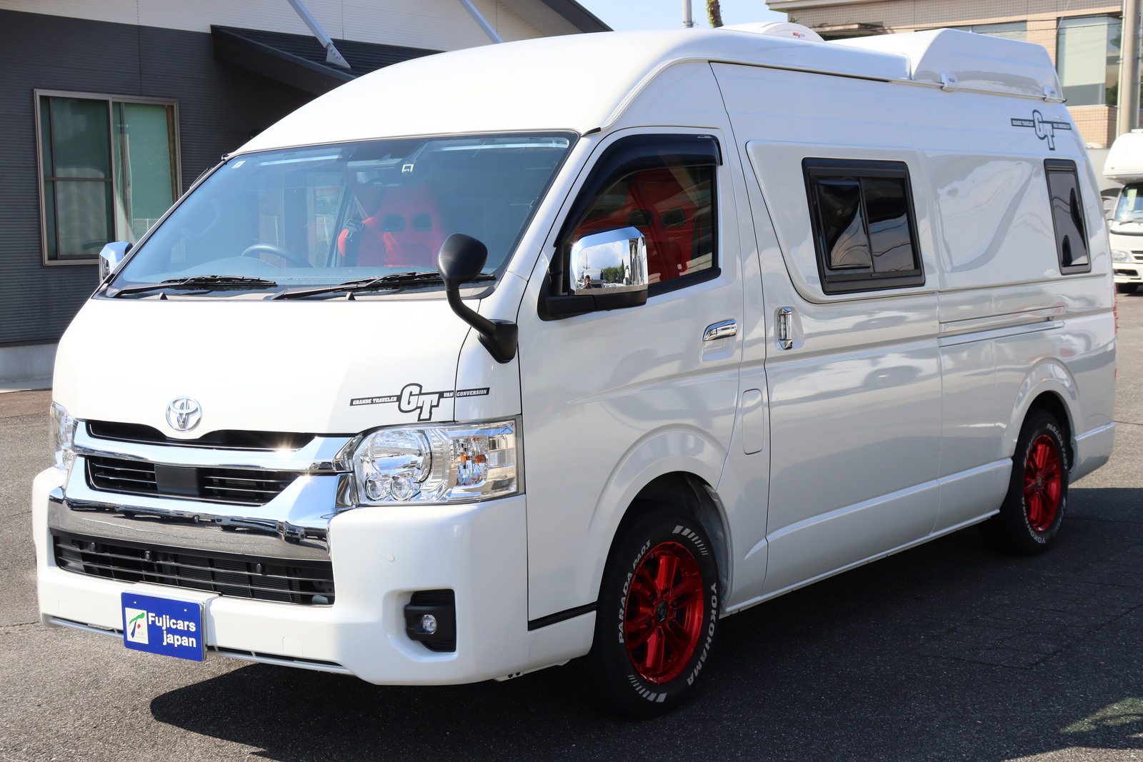 キャンピングカーバンコン