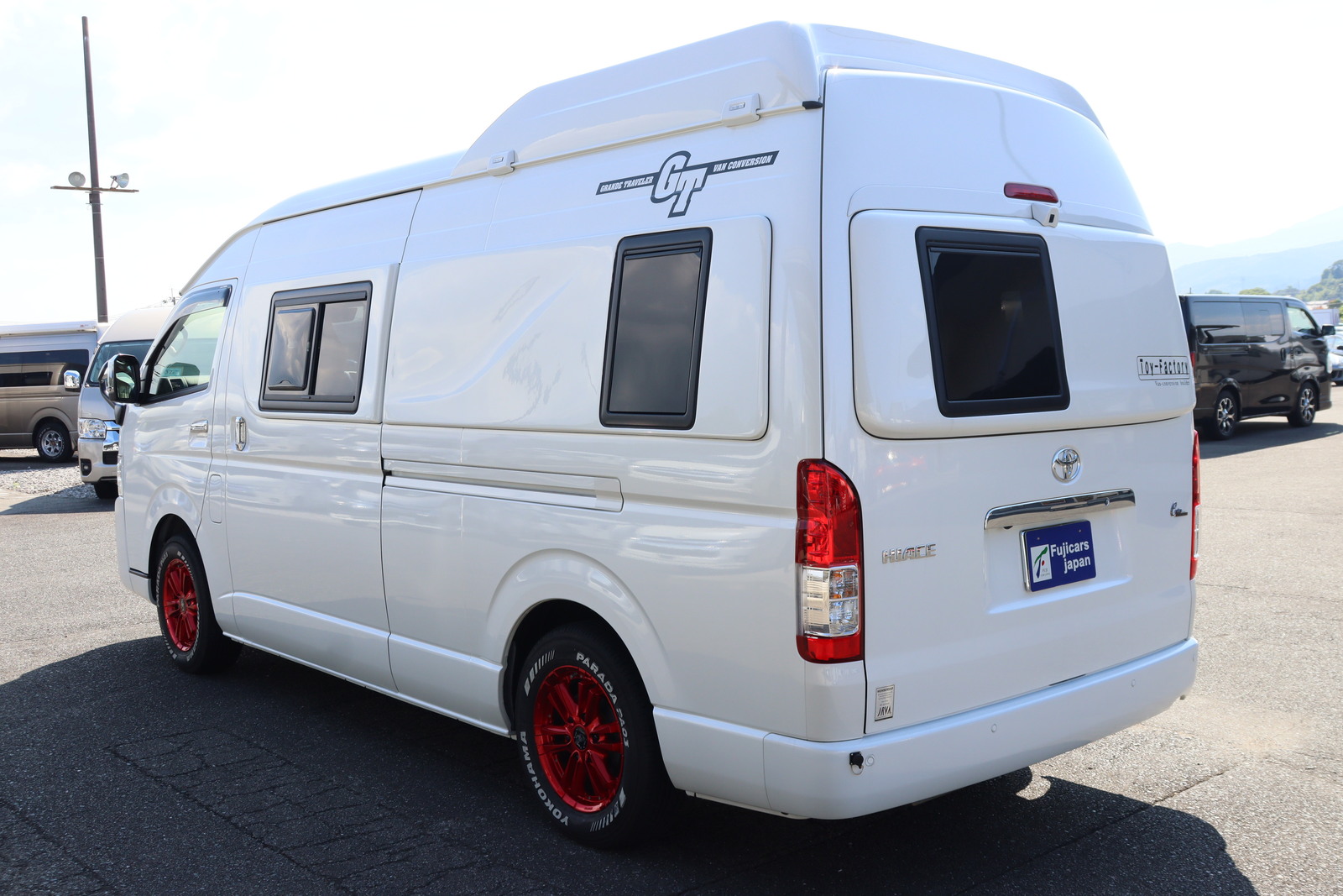 キャンピングカーバンコン