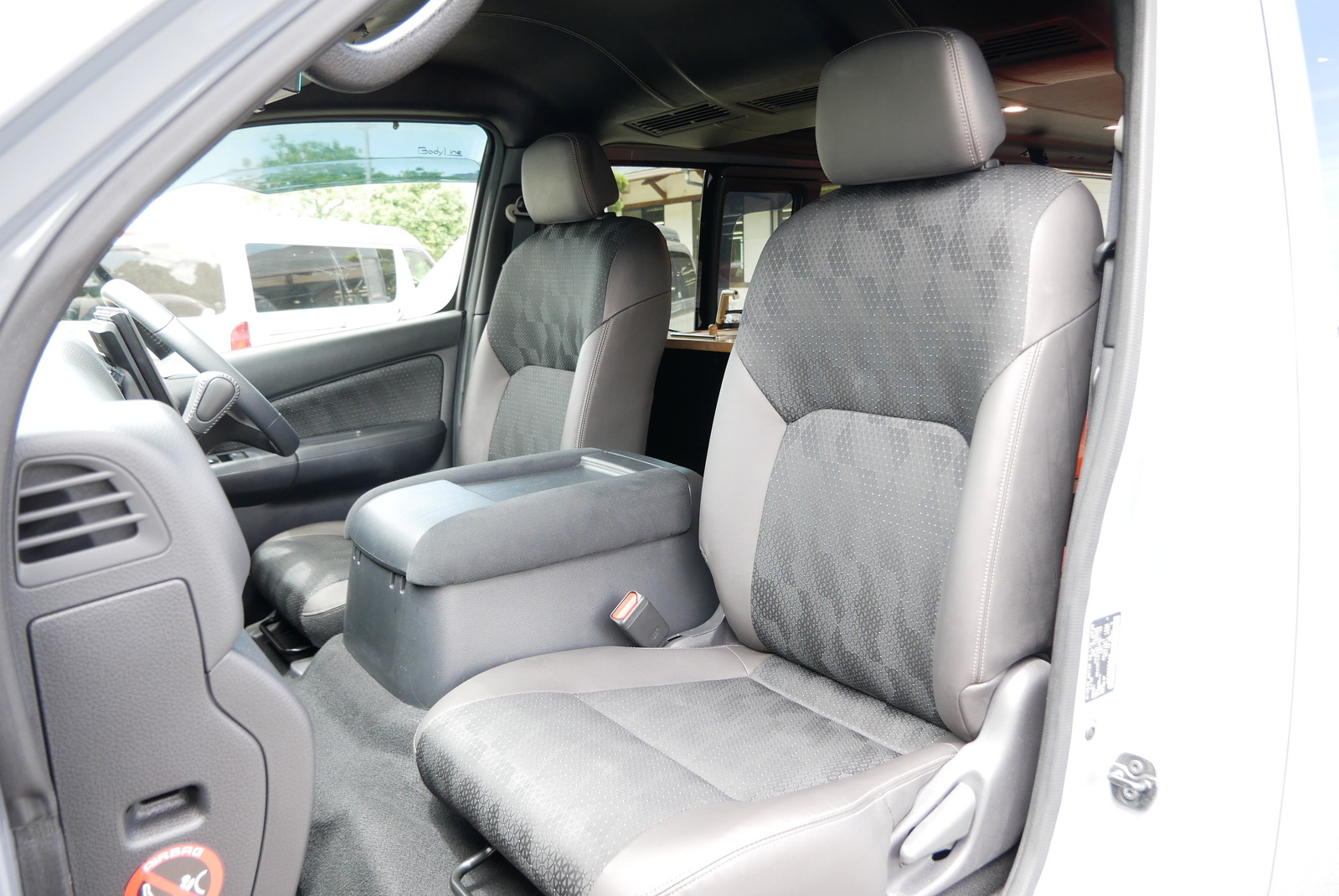 キャンピングカーバンコン