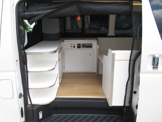 キャンピングカーバンコン