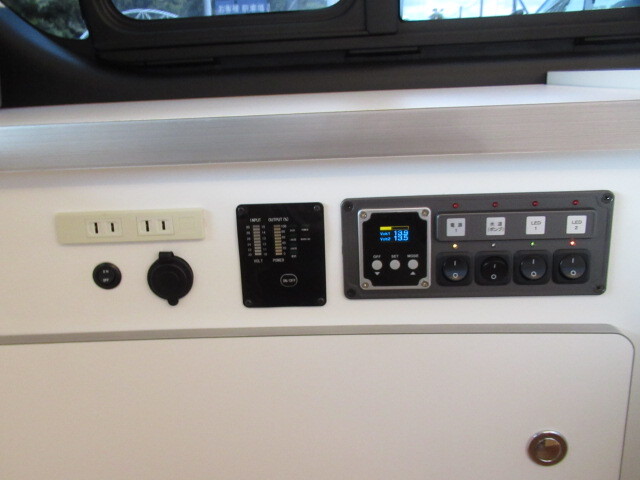 キャンピングカーバンコン