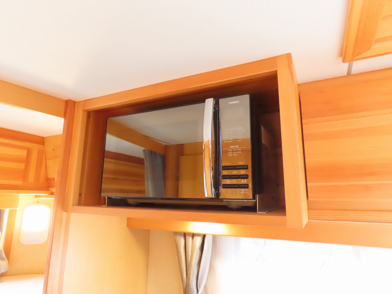 キャンピングカーキャブコン