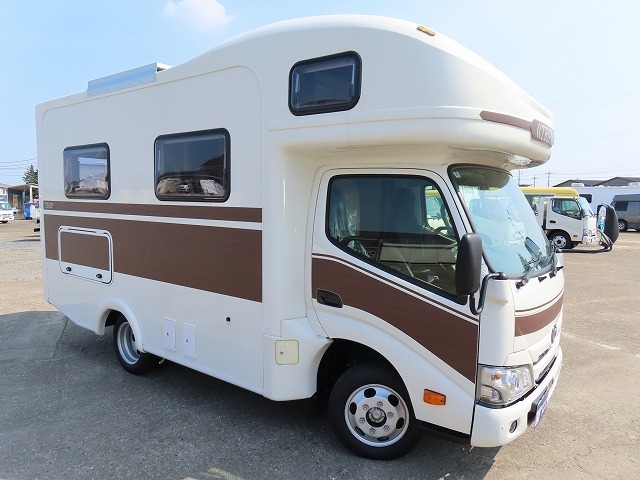 キャンピングカーキャブコン