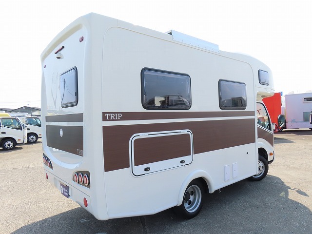 キャンピングカーキャブコン