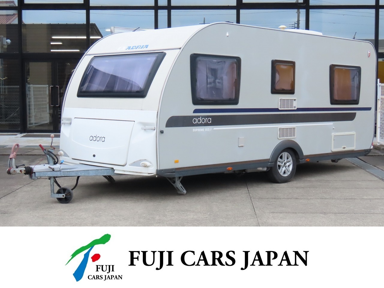 トレーラー アドリア アドーラ512UP 家エアコン 温水ボイラー