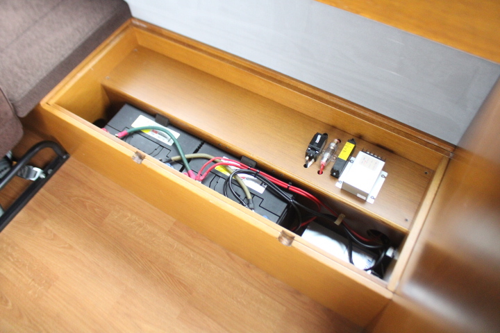 キャンピングカーバンコン