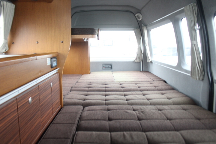 キャンピングカーバンコン