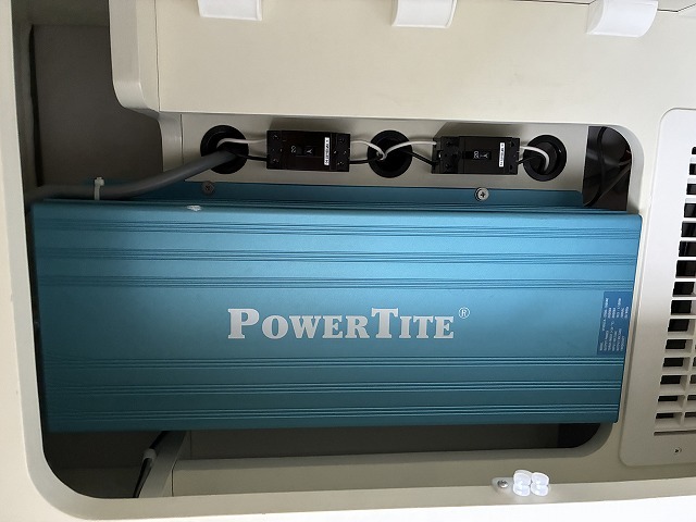 キャンピングカーバンコン