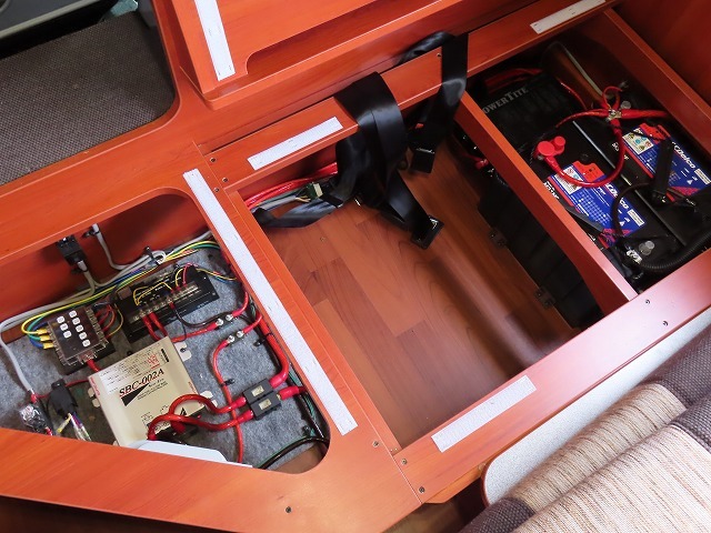 キャンピングカーキャブコン