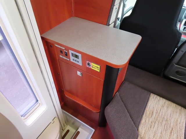 キャンピングカーキャブコン