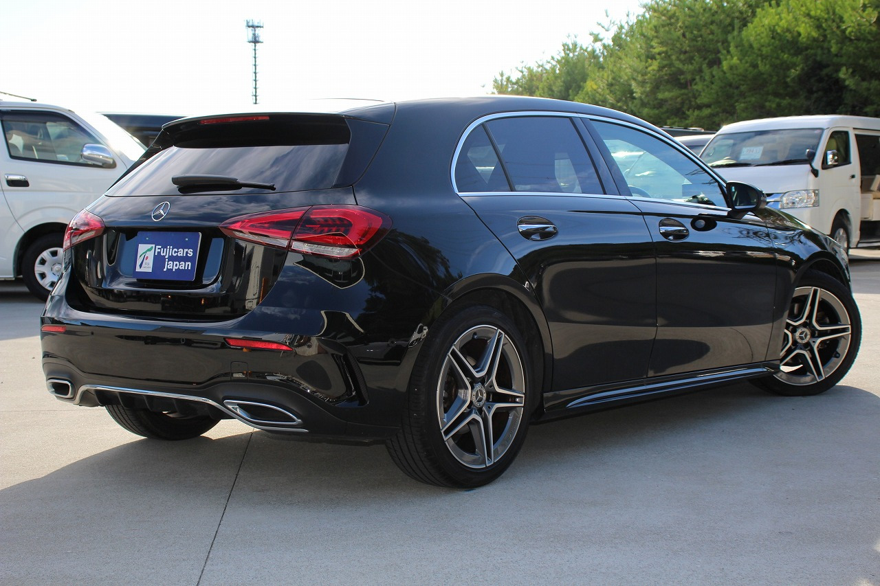 メルセデス・ベンツA180