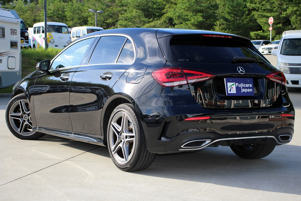 メルセデス・ベンツA180