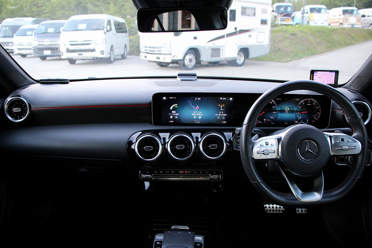 メルセデス・ベンツA180