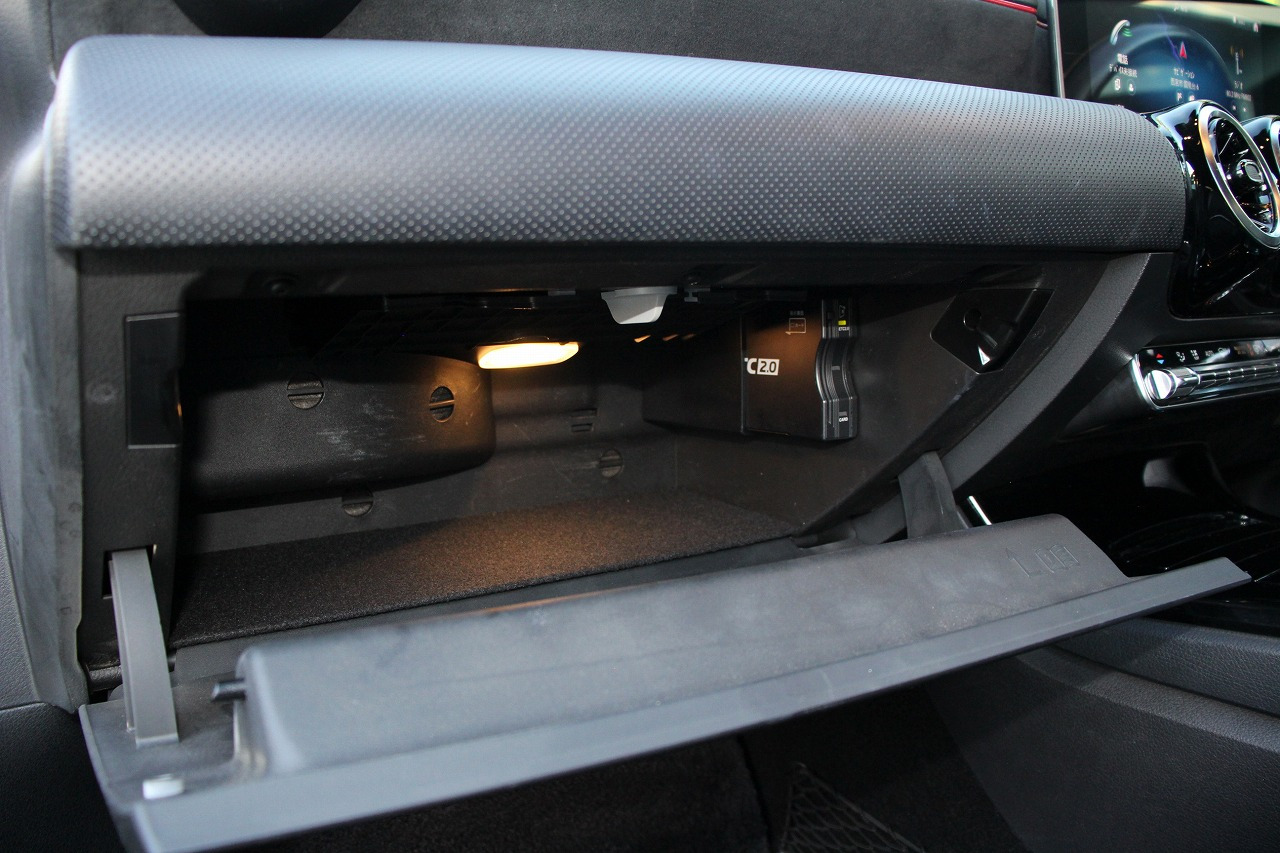 メルセデス・ベンツA180