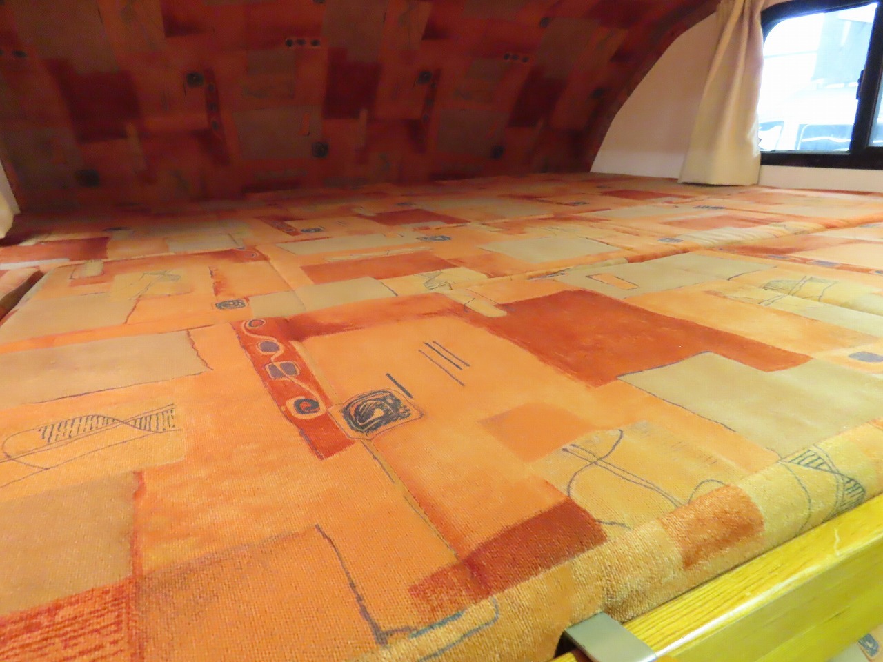 キャンピングカーキャブコン