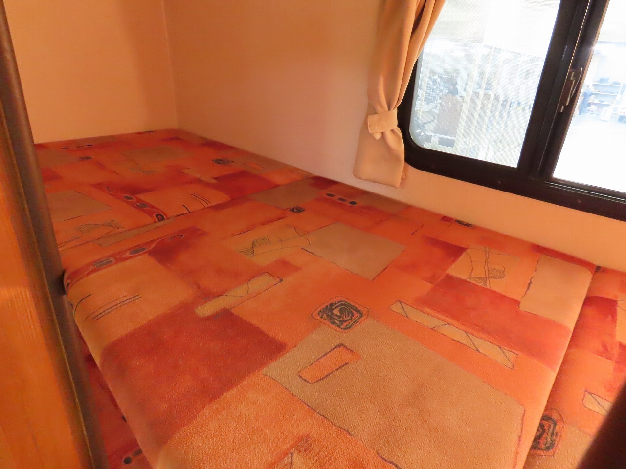 キャンピングカーキャブコン