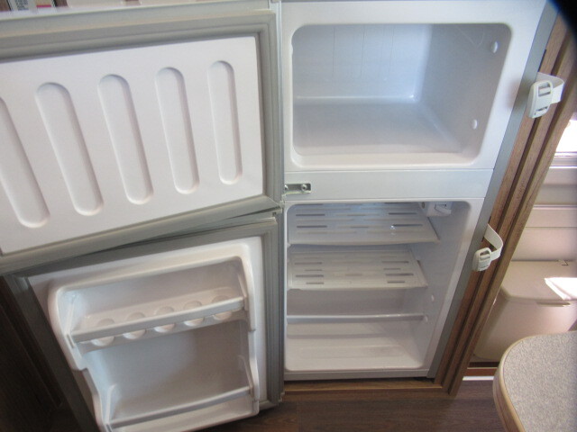 キャンピングカーキャブコン