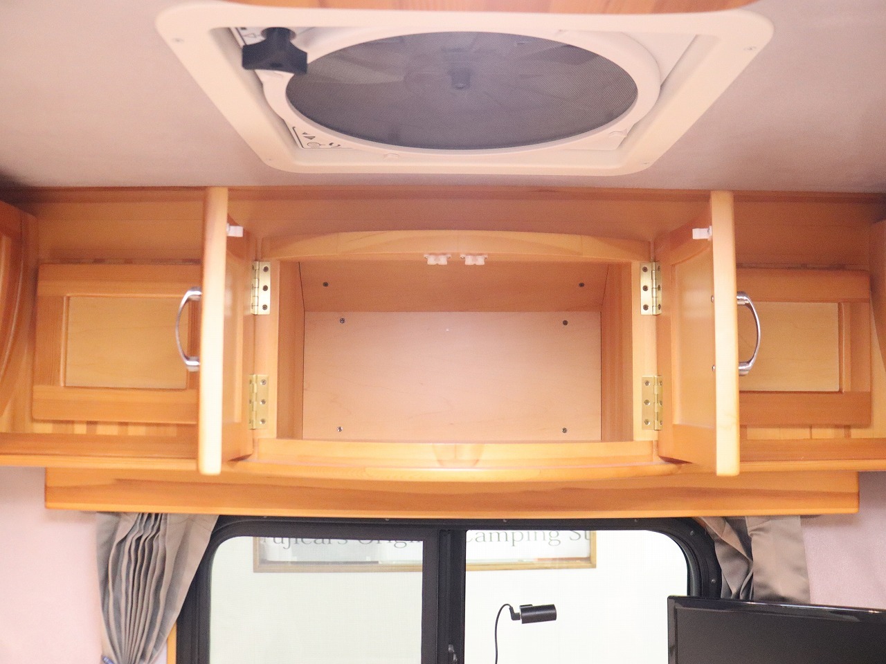 キャンピングカー軽キャンパー