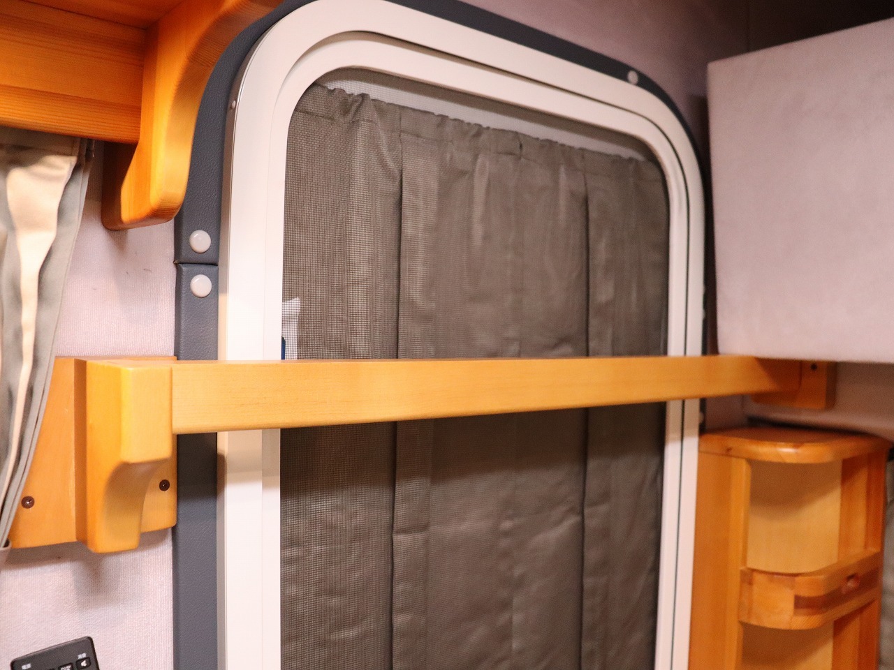 キャンピングカー軽キャンパー