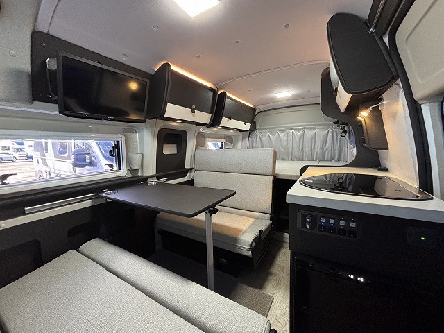 キャンピングカーバンコン