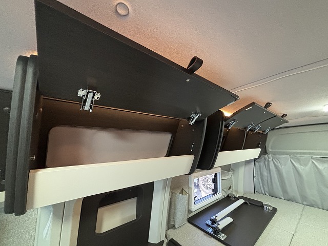 キャンピングカーバンコン