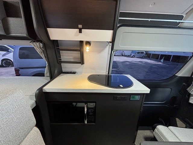 キャンピングカーバンコン