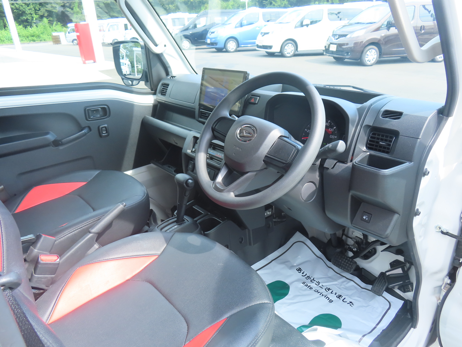 キャンピングカー軽キャンパー