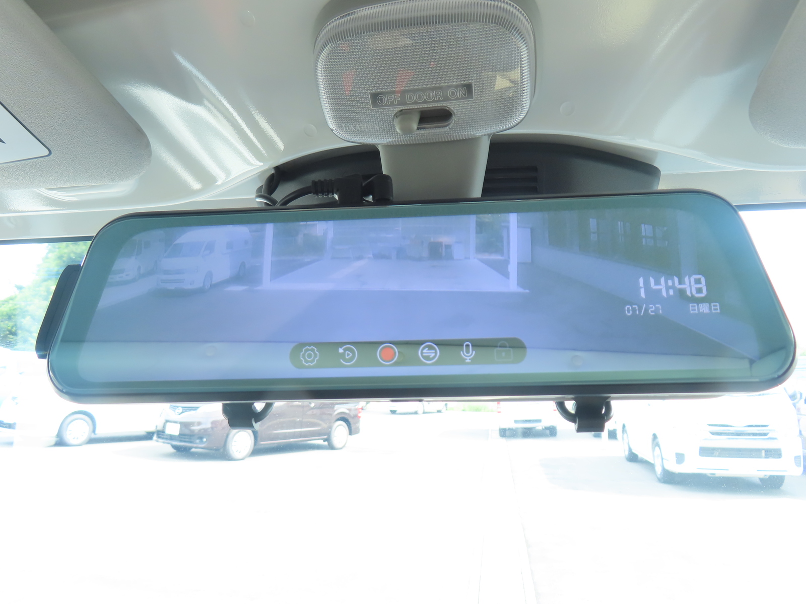 キャンピングカー軽キャンパー