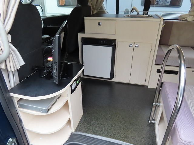 キャンピングカーバンコン