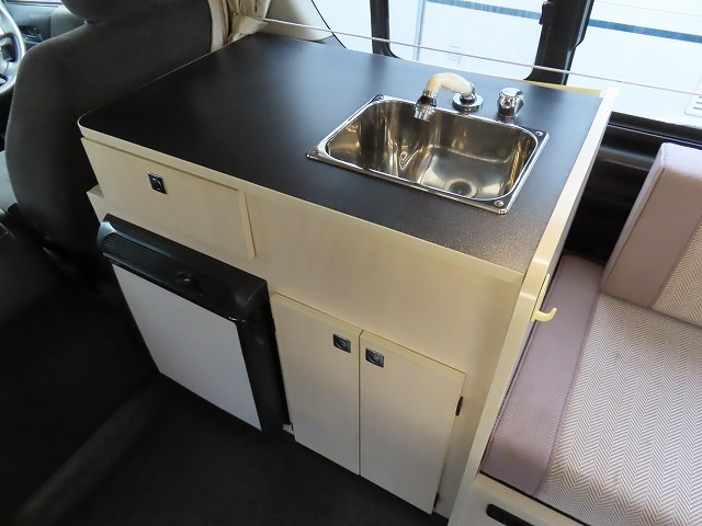 キャンピングカーバンコン