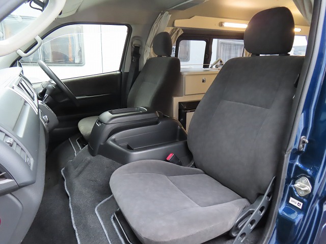 キャンピングカーバンコン