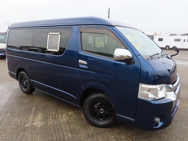 キャンピングカーバンコン