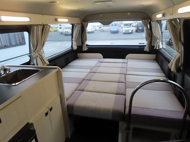 キャンピングカーバンコン