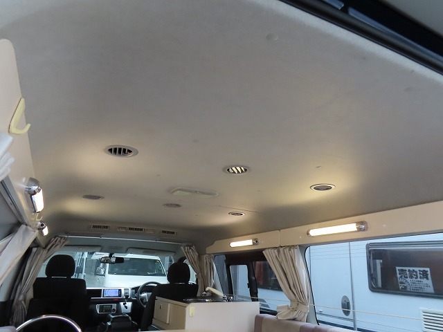 キャンピングカーバンコン