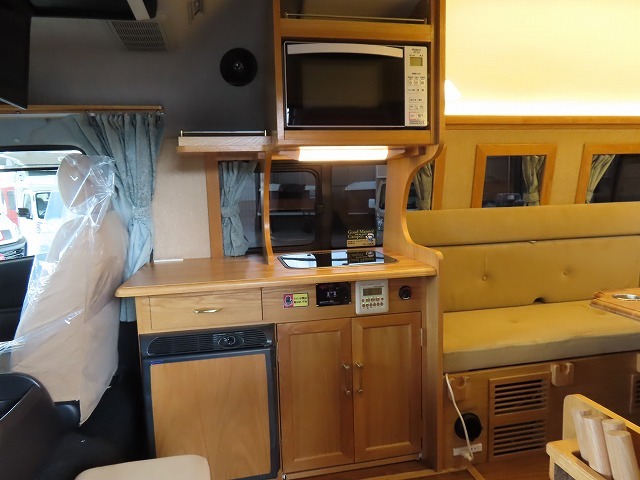 キャンピングカーバンコン