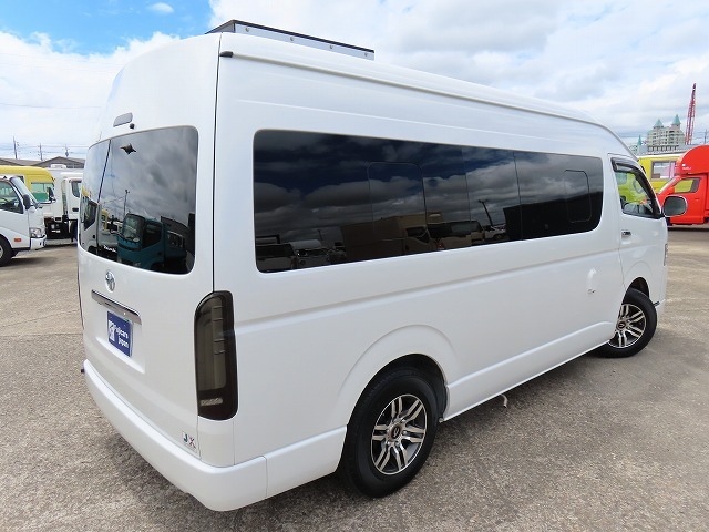 キャンピングカーバンコン