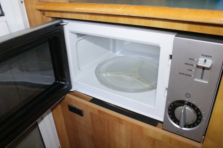 キャンピングカーキャブコン