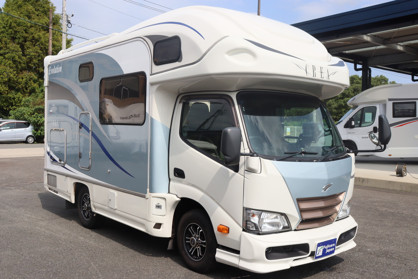 キャンピングカーキャブコン