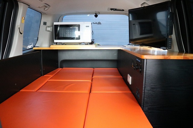 キャンピングカーバンコン