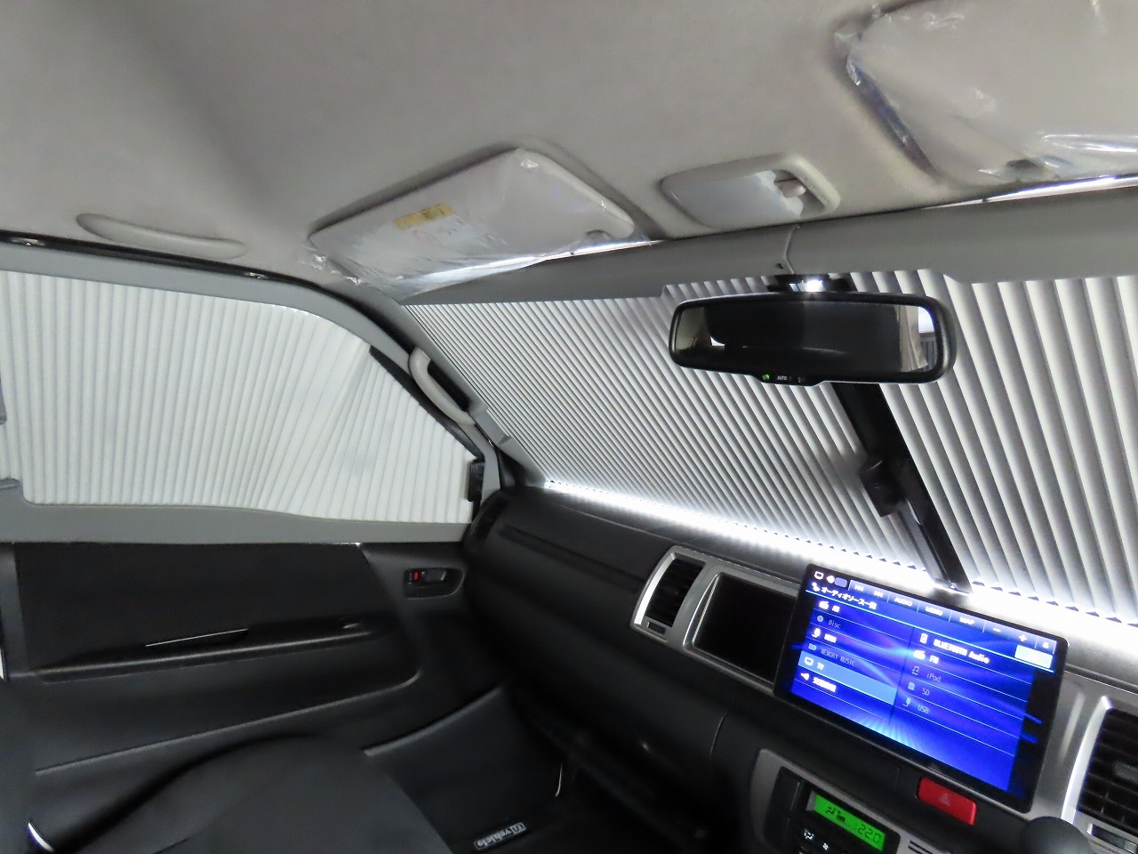 キャンピングカーバンコン