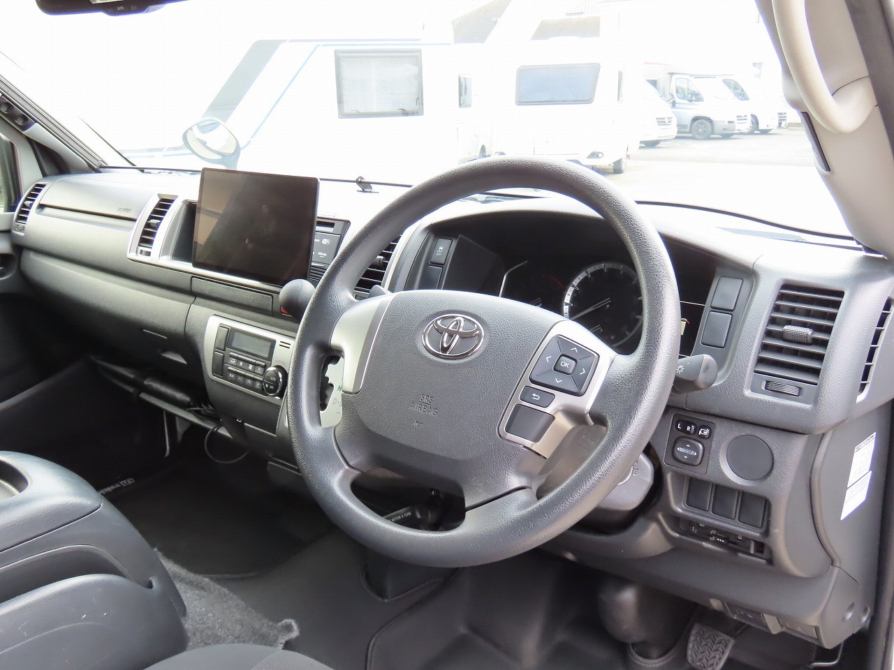 キャンピングカーバンコン