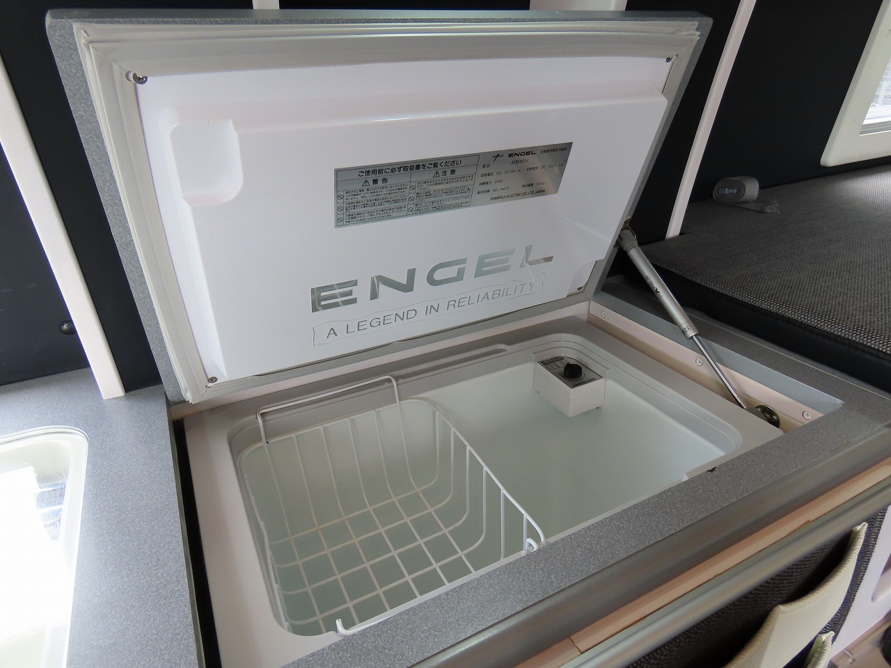 キャンピングカーバンコン