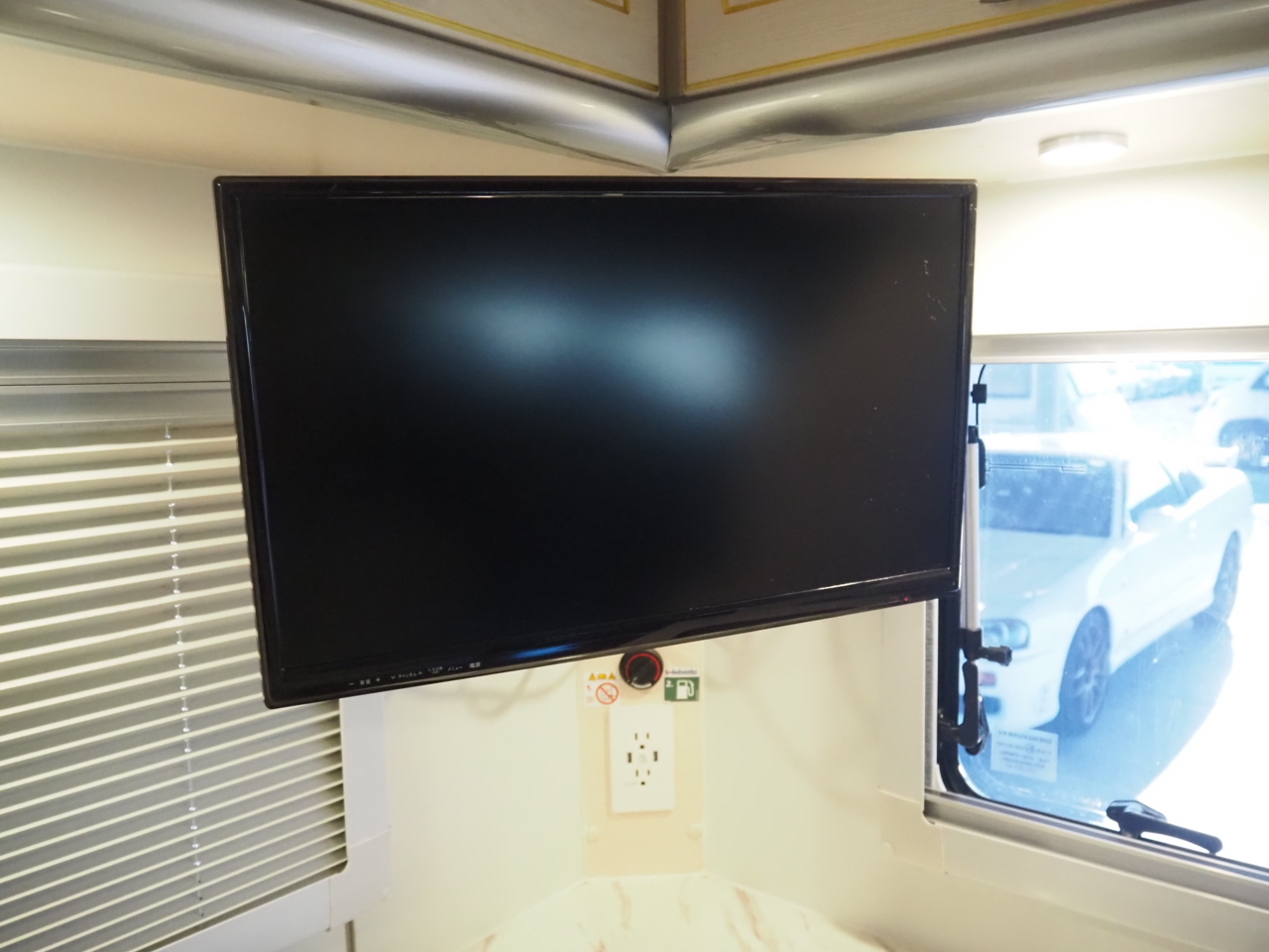 キャンピングカー軽キャンパー