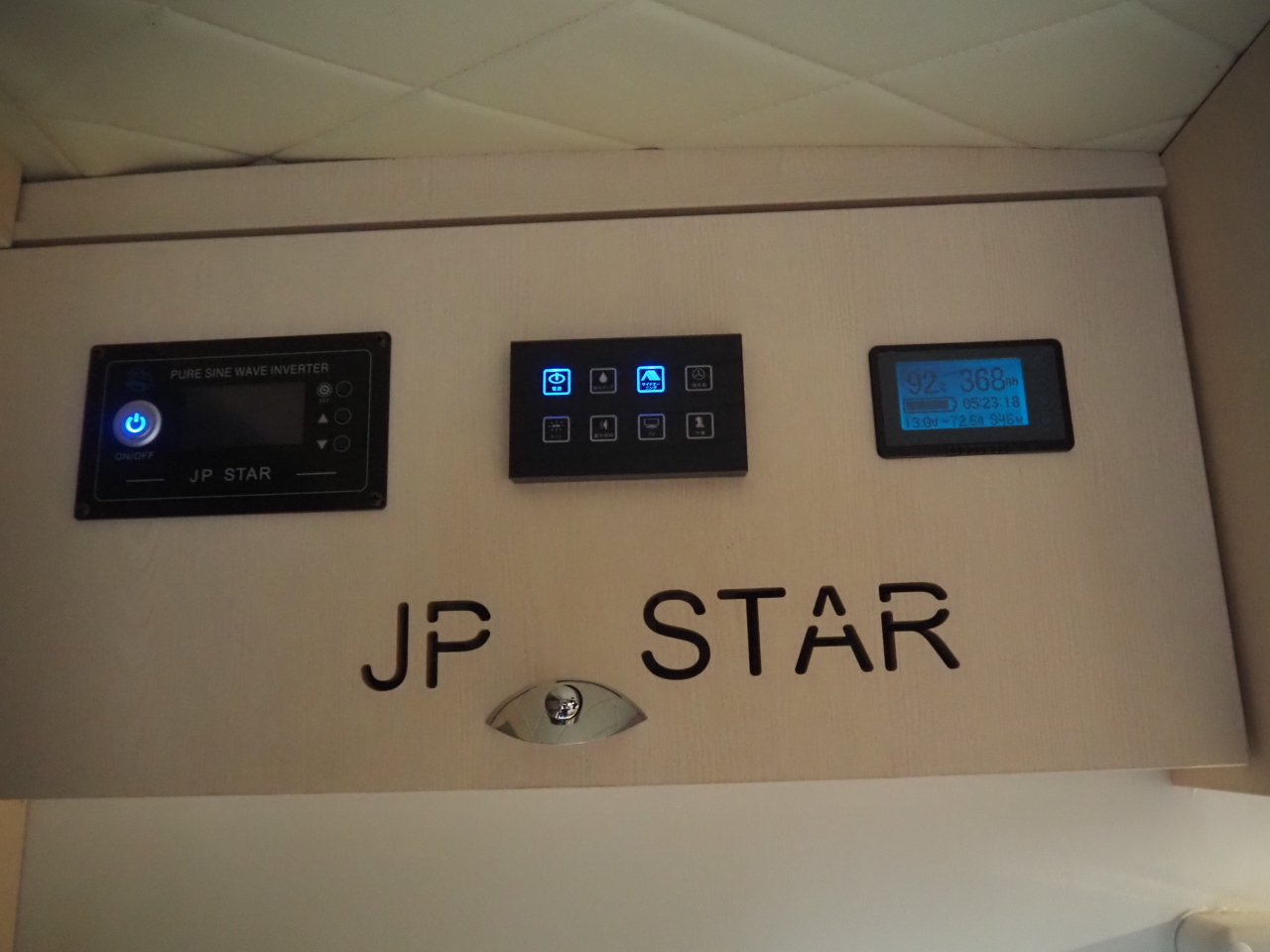 キャンピングカー軽キャンパー