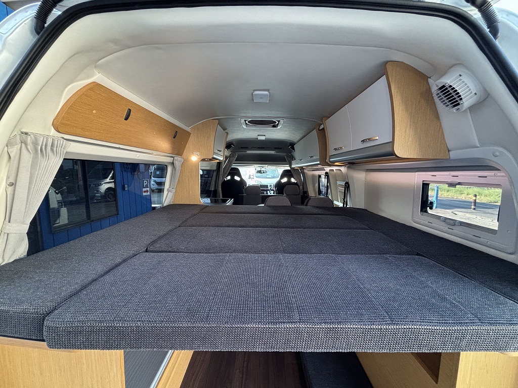 キャンピングカーバンコン