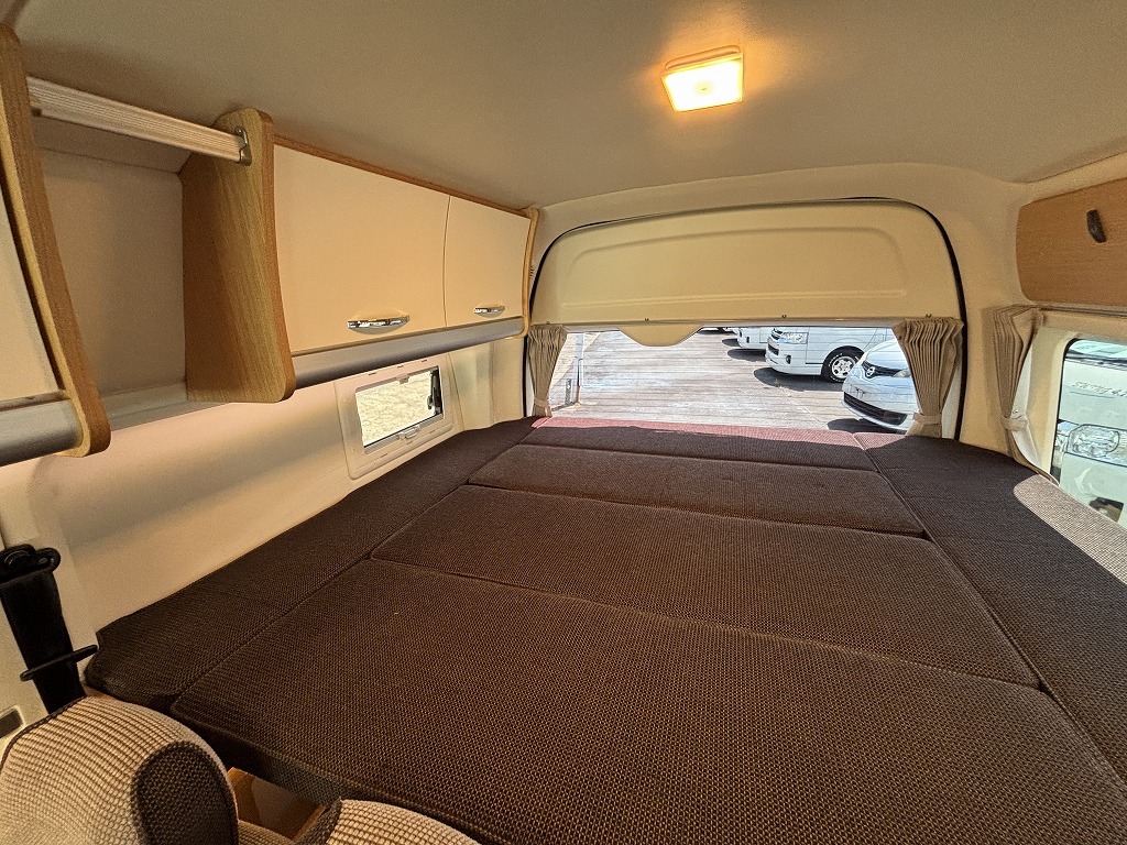 キャンピングカーバンコン