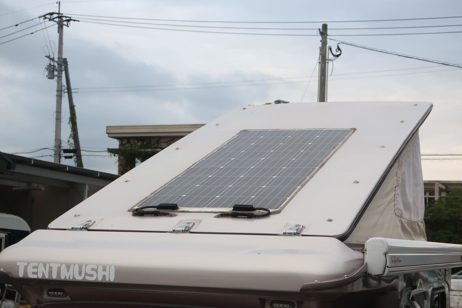 キャンピングカー軽キャンパー