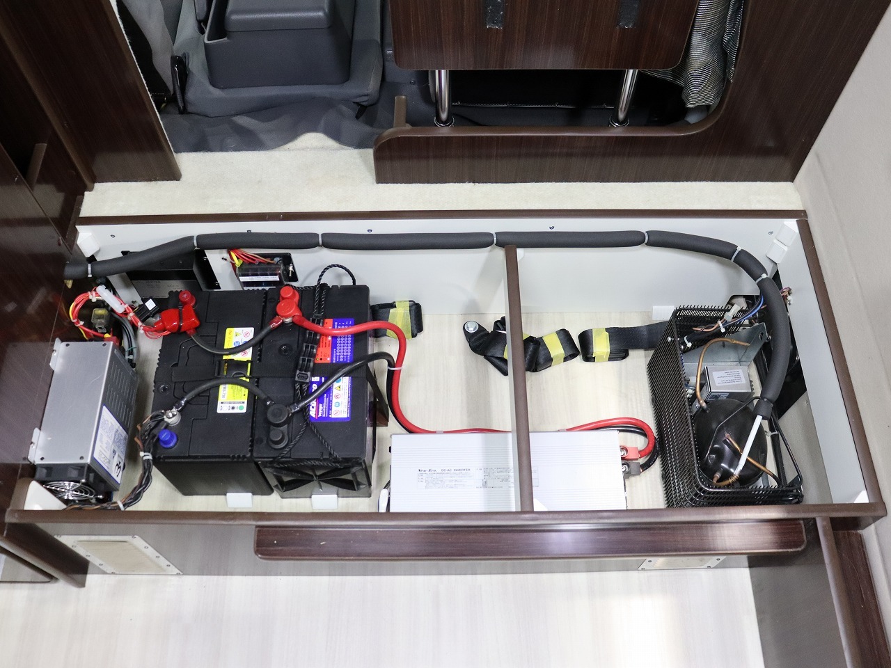 キャンピングカーキャブコン