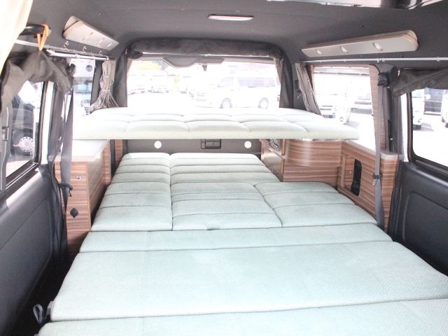 キャンピングカーバンコン